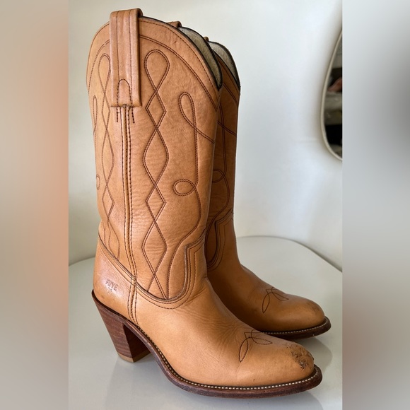 Vintage Frye Camel Coastal Cowgirl Southwest Boots Size 7.5 Narrow - Picture 4 of 16